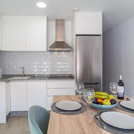 Beautiful Apartment In Fuengirola شقة فوينخيرولا